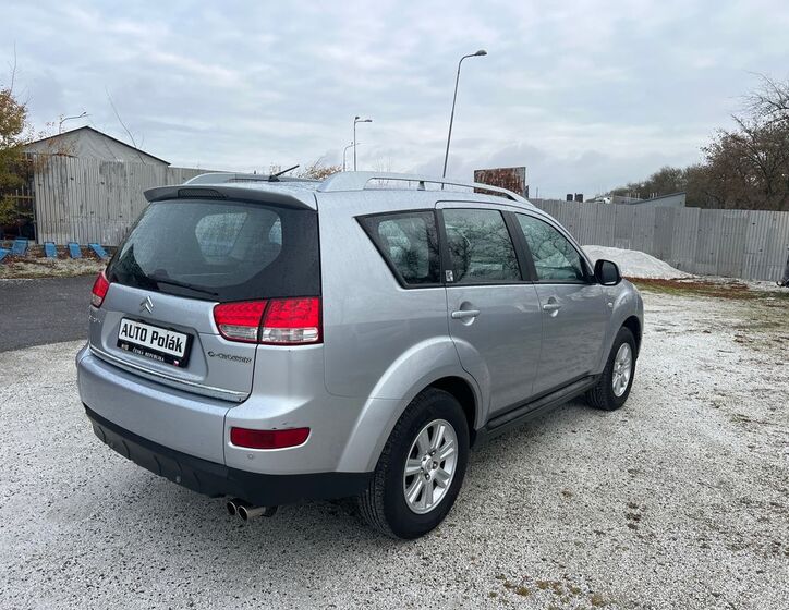 Citroën C-Crosser 8