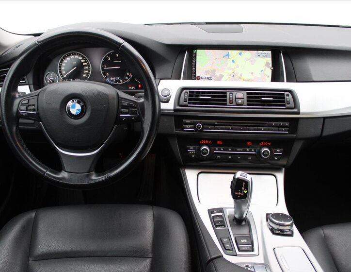 BMW Řada 5 Kombi 2,0 l 140 kw