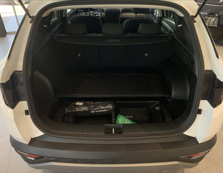 Hyundai Tucson SUV 1,6 l 169 kw