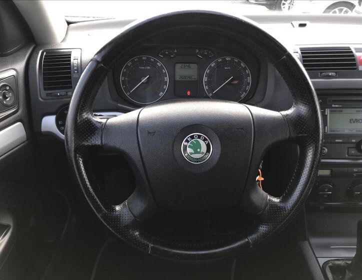 Škoda Octavia Kombi 2,0 l 103 kw