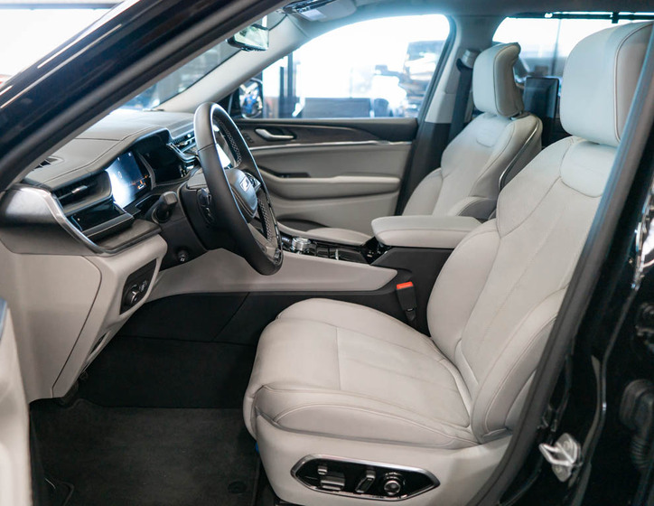 Jeep Grand Cherokee 15