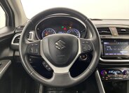 Suzuki SX4 S-Cross 10