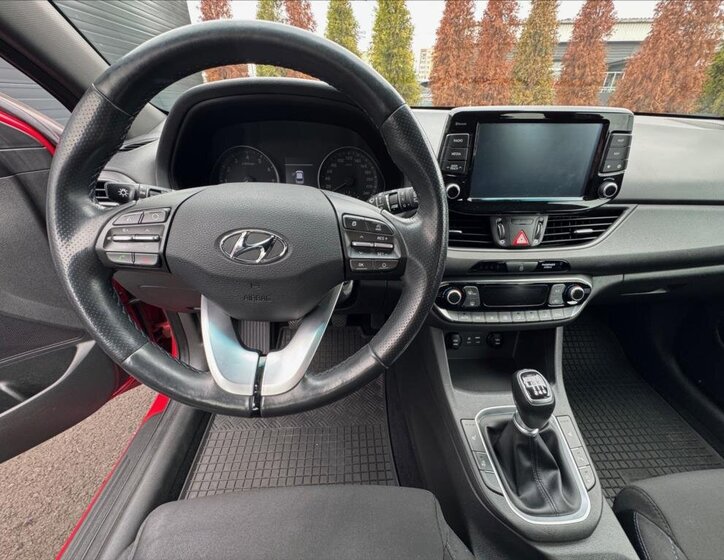 Hyundai i30 Kombi 1,4 l 103 kw