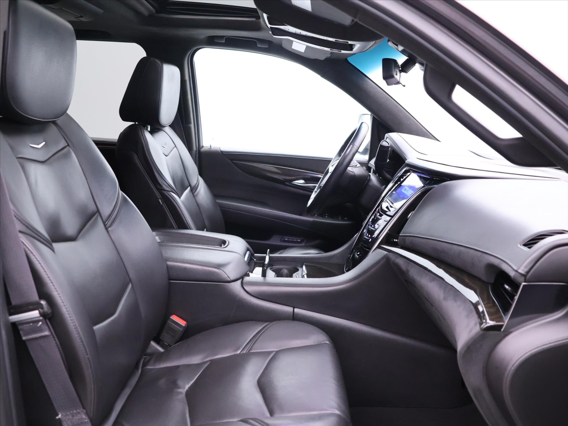 Cadillac Escalade SUV / Terénní 6,2 l 313 kw