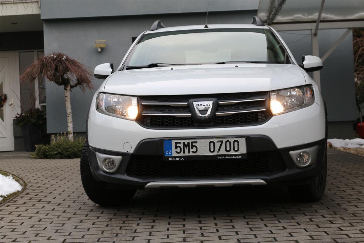 Dacia Sandero Hatchback 898,0 66 kw