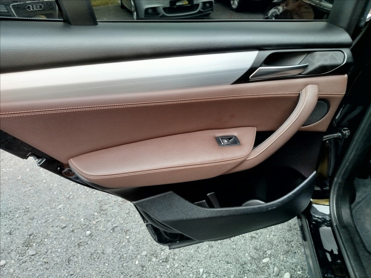 BMW X3 SUV / Terénní 3,0 l 190 kw