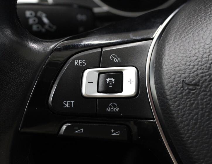 Volkswagen Passat 18