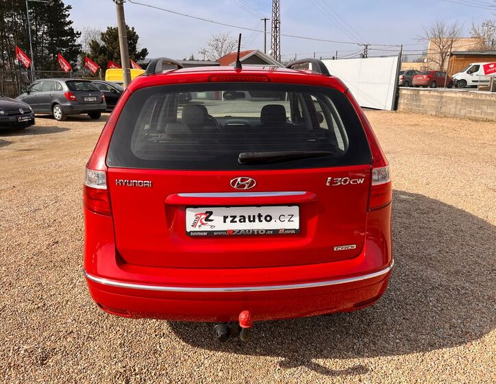 Hyundai i30 4