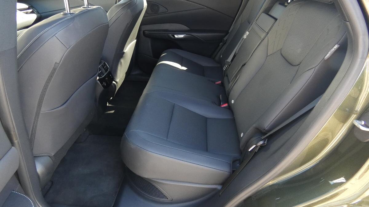 Lexus RX 350h SUV / Terénní 2,5 l 140 kw