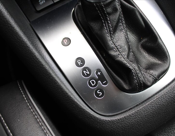 Volkswagen Golf Kabriolet 2,0 l 103 kw