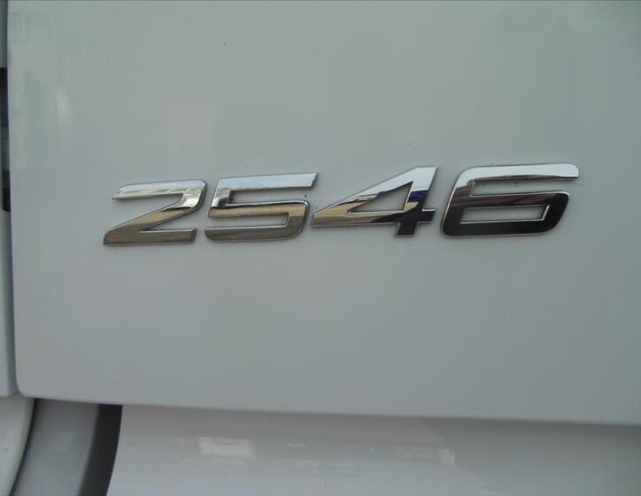 Mercedes-Benz Ostatní 6