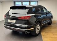 Volkswagen Touareg 4
