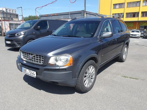 Volvo XC90 SUV / Terénní 2,4 l 120 kw