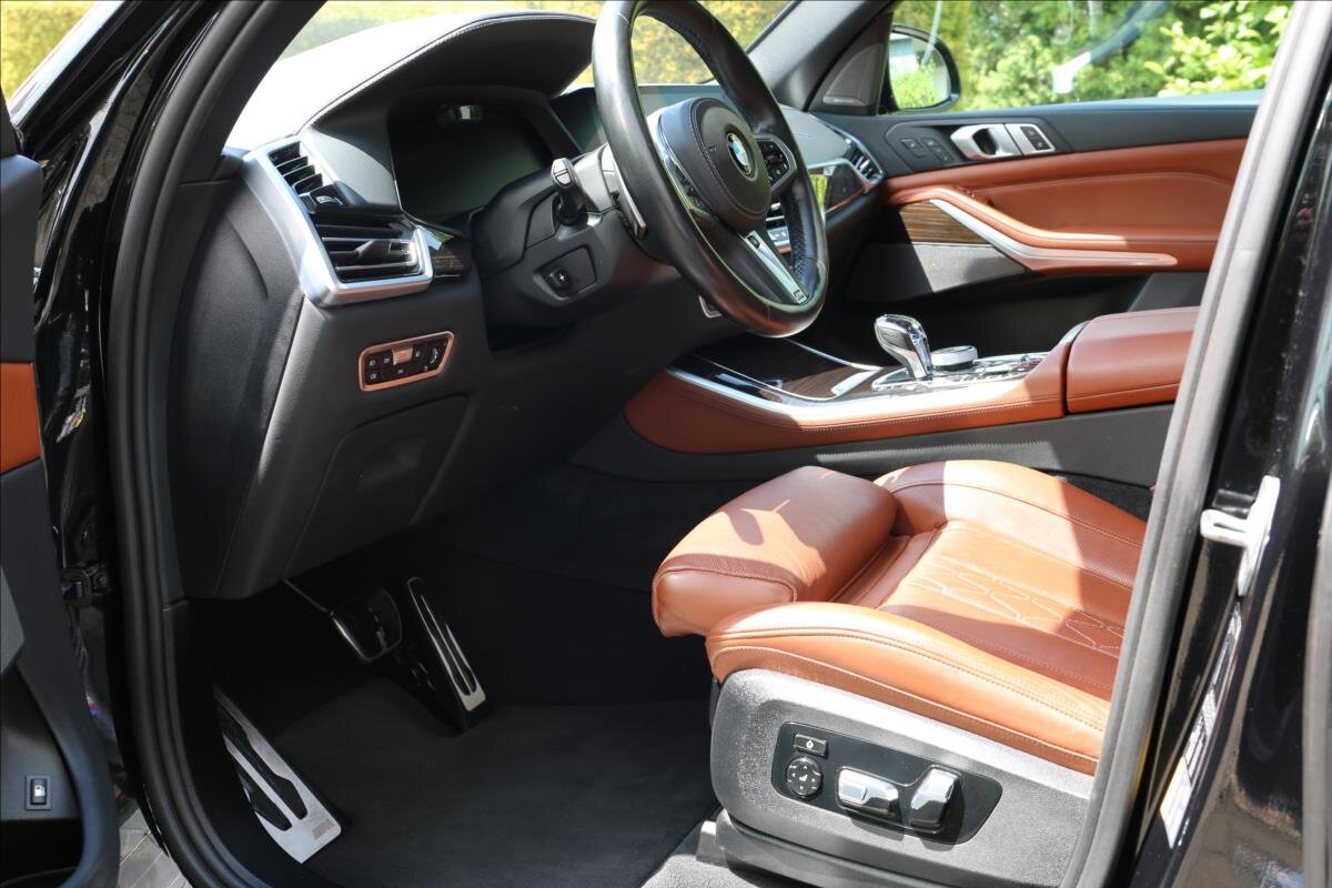 BMW X5 Kombi 3,0 l 290 kw