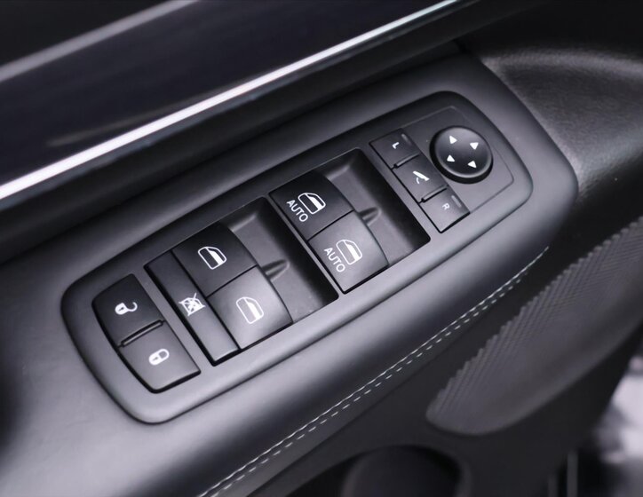 Jeep Grand Cherokee SUV / Terénní 3,0 l 184 kw