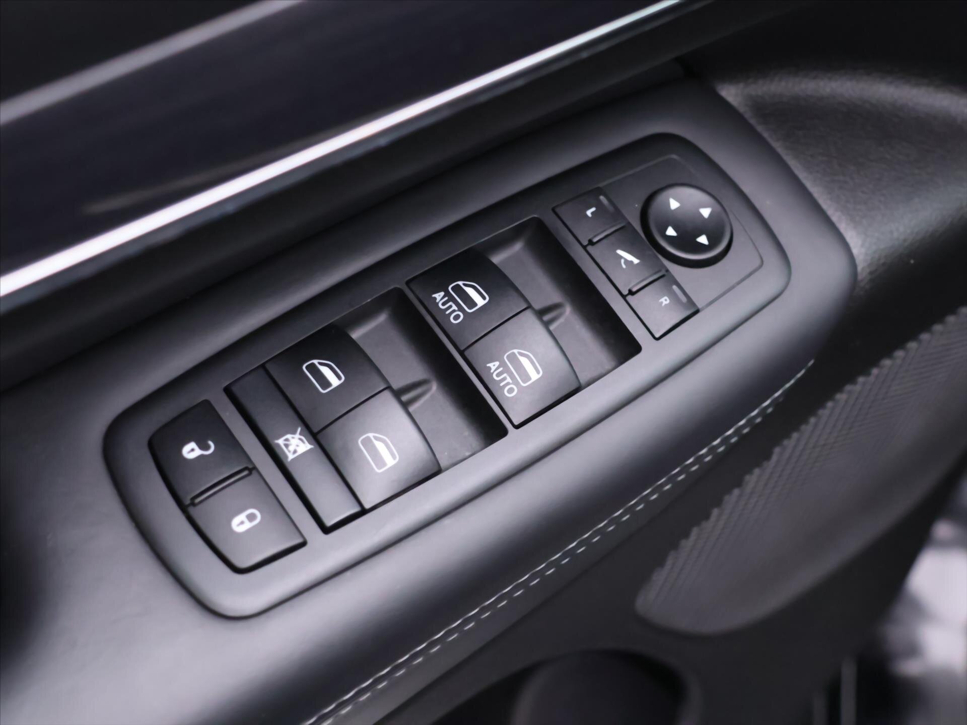 Jeep Grand Cherokee SUV / Terénní 3,0 l 184 kw