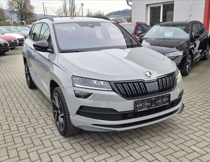 Škoda Karoq SUV / Terénní 1,5 l 110 kw