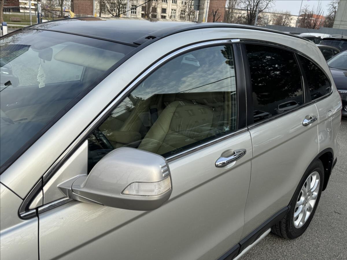 Honda CR-V SUV / Terénní 2,0 l 110 kw