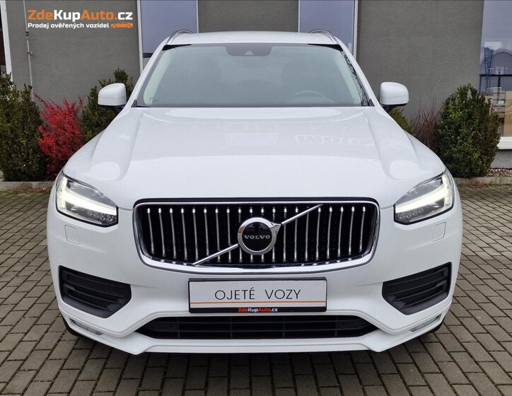 Volvo XC90 4