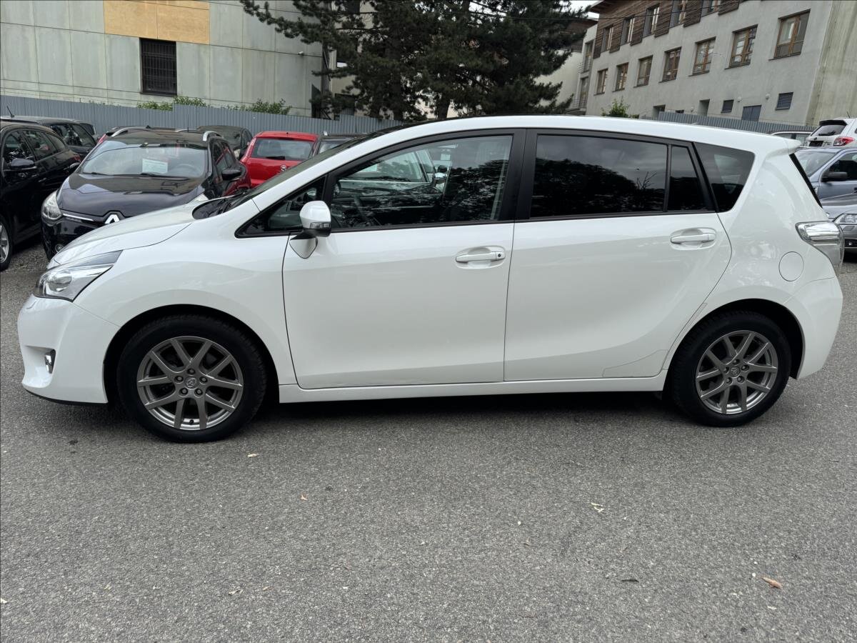 Toyota Verso MPV 2,0 l 91 kw