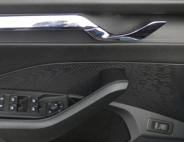 Škoda Octavia Sedan / Limuzína 2,0 l 85 kw