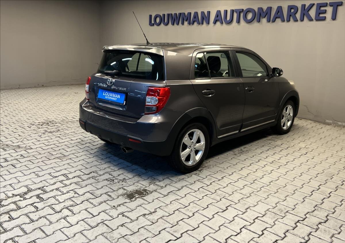 Toyota Urban Cruiser Hatchback 1,3 l 74 kw