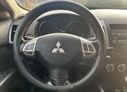 Mitsubishi Outlander SUV / Terénní 2,3 l 130 kw