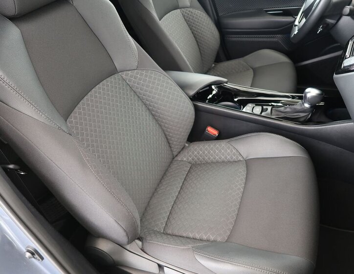 Toyota C-HR Hatchback 1,8 l 72 kw