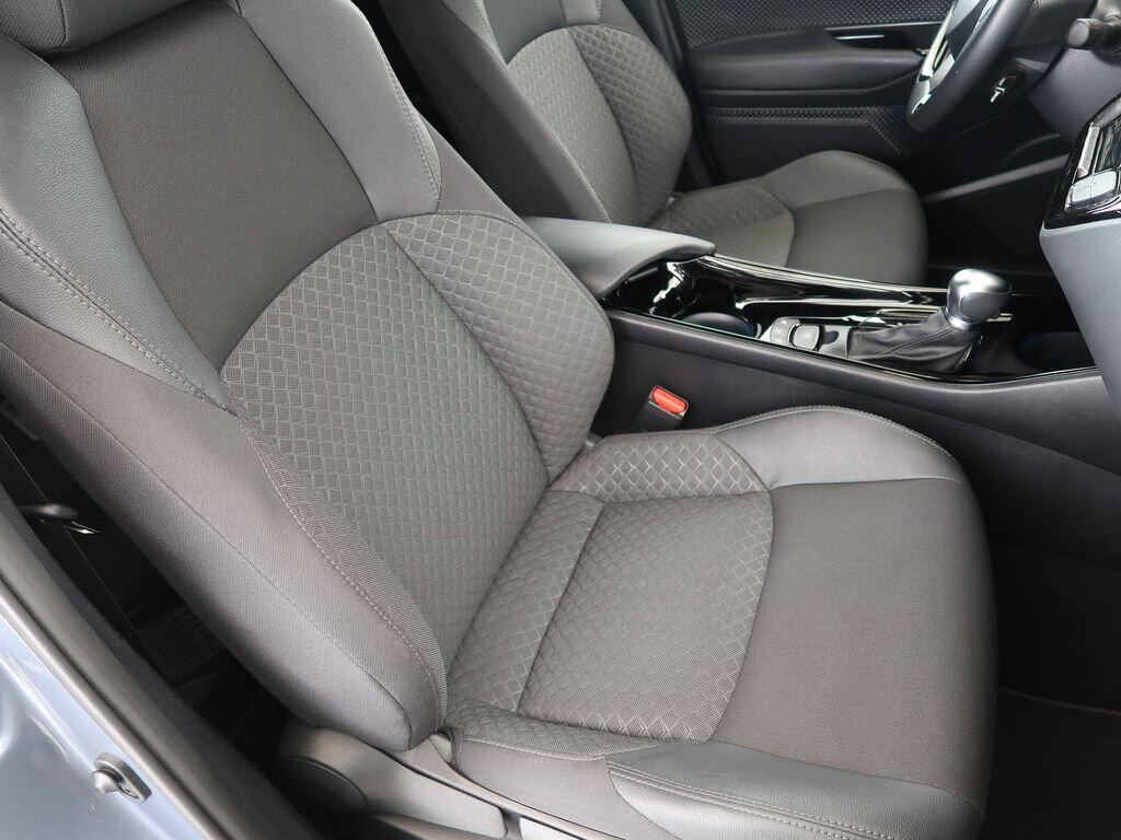 Toyota C-HR Hatchback 1,8 l 72 kw