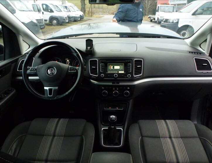 Volkswagen Sharan Kombi 2,0 l 125 kw