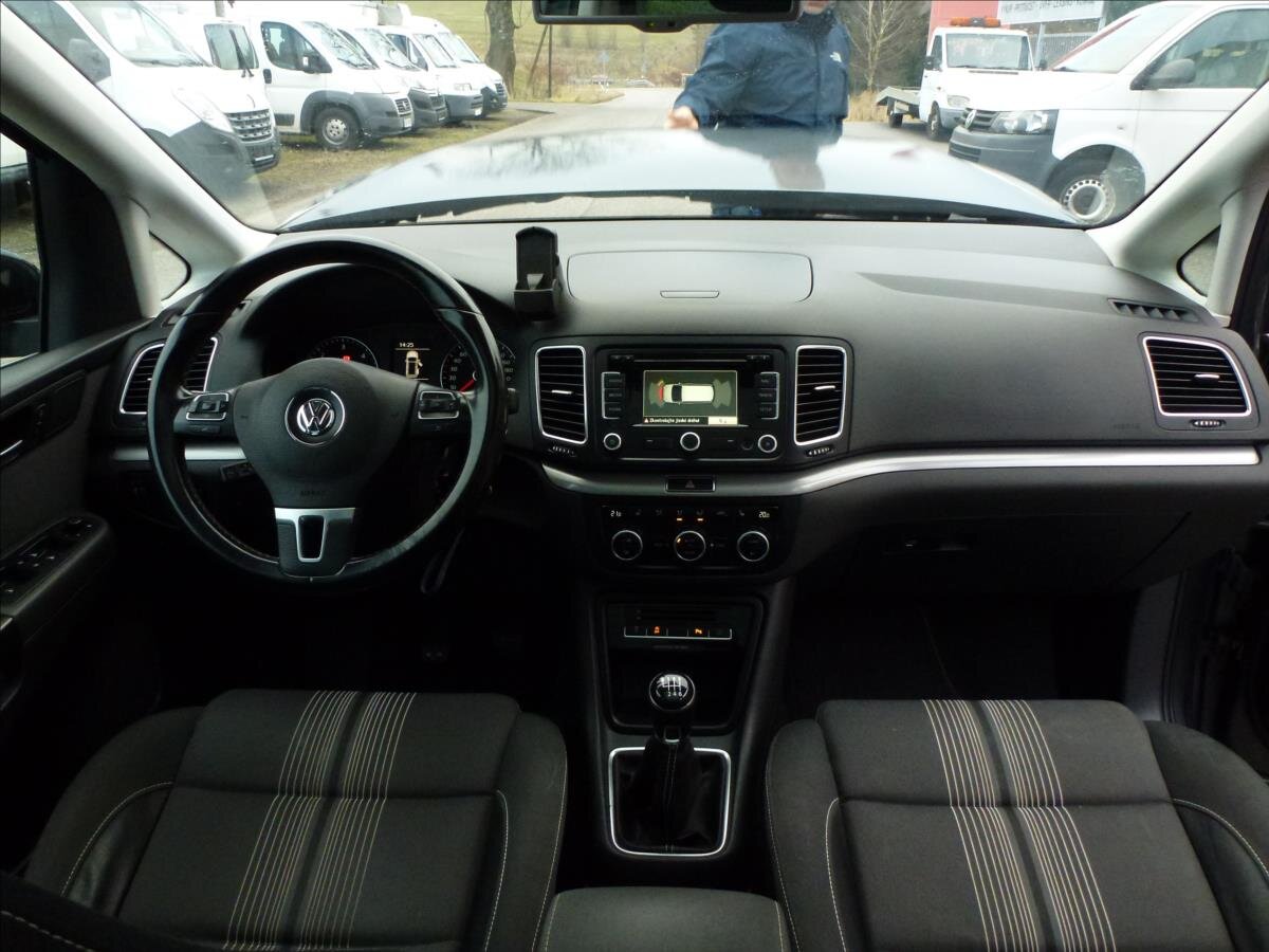 Volkswagen Sharan Kombi 2,0 l 125 kw