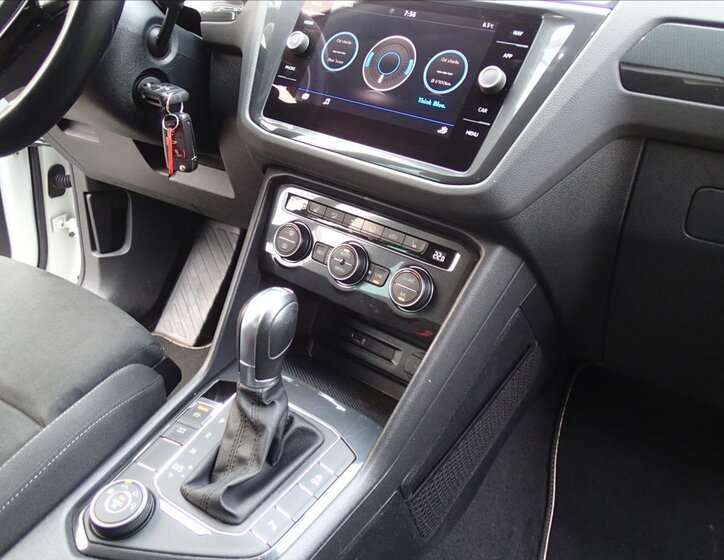 Volkswagen Tiguan SUV / Terénní 2,0 l 110 kw