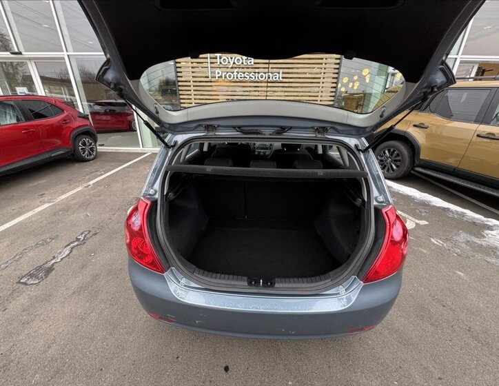 KIA Ceed Hatchback 1,4 l 80 kw