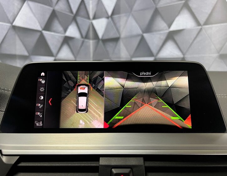 BMW X4 SUV / Terénní 3,0 l 250 kw