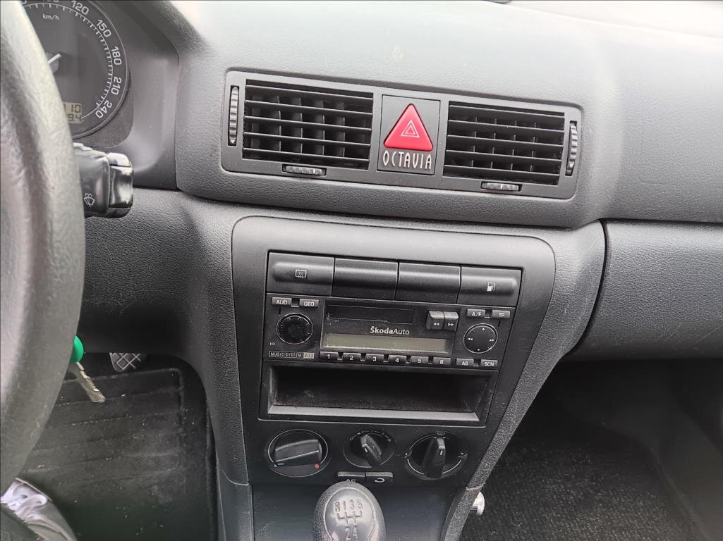 Škoda Octavia Liftback 1,6 l 75 kw