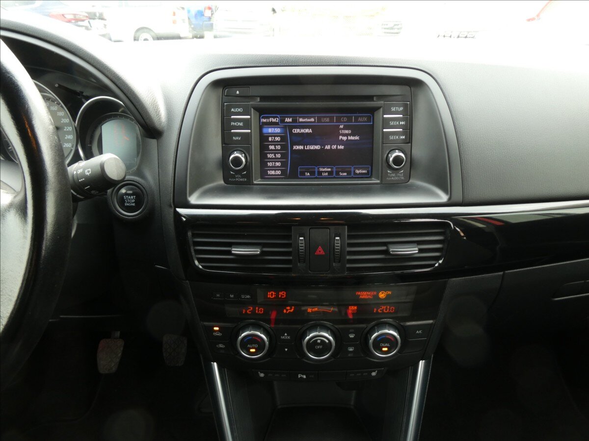 Mazda CX-5 SUV / Terénní 2,0 l 121 kw