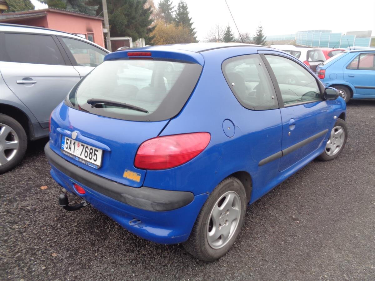 Peugeot 206