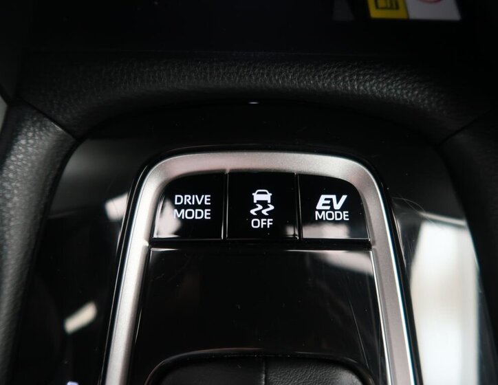 Toyota Corolla Cross Hatchback 2,0 l 112 kw