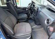 Mercedes-Benz Vito 12