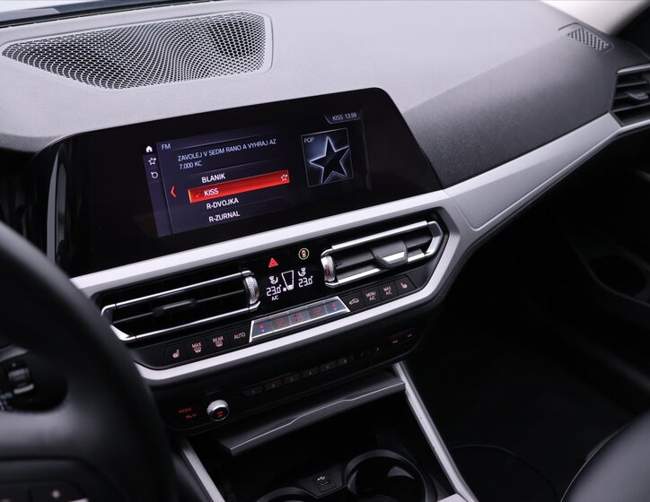 BMW Řada 3 Sedan / Limuzína 2,0 l 140 kw