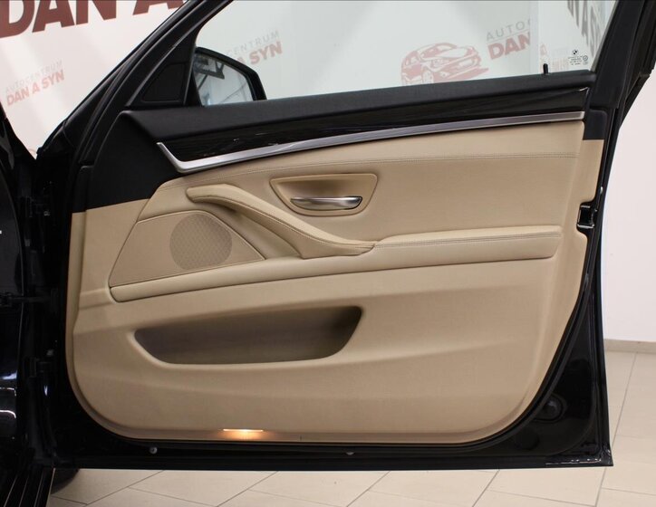 BMW Řada 5 Sedan / Limuzína 3,0 l 150 kw