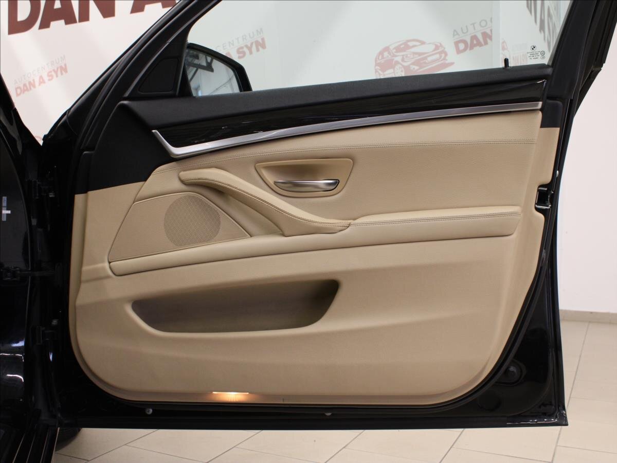 BMW Řada 5 Sedan / Limuzína 3,0 l 150 kw