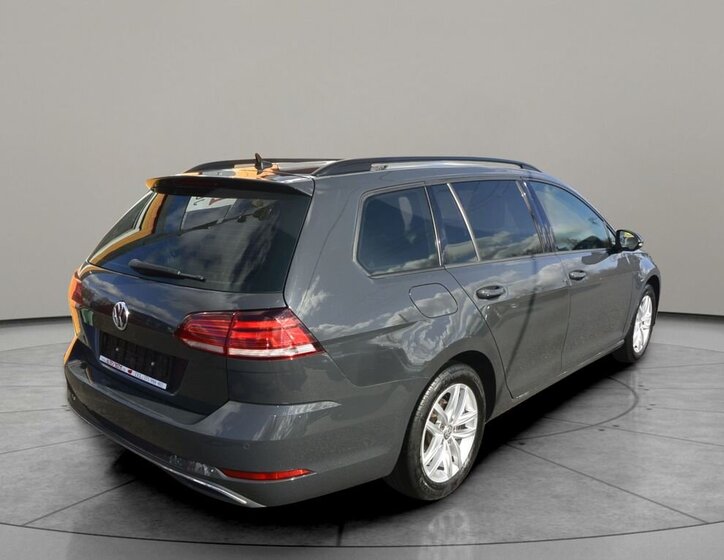 Volkswagen Golf Kombi 2,0 l 110 kw