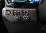 Chevrolet Silverado 21