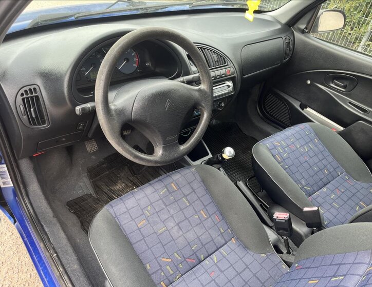 Citroën Saxo Hatchback 1,1 l 40 kw
