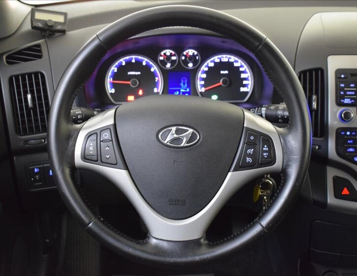 Hyundai i30 Kombi 1,6 l 92 kw