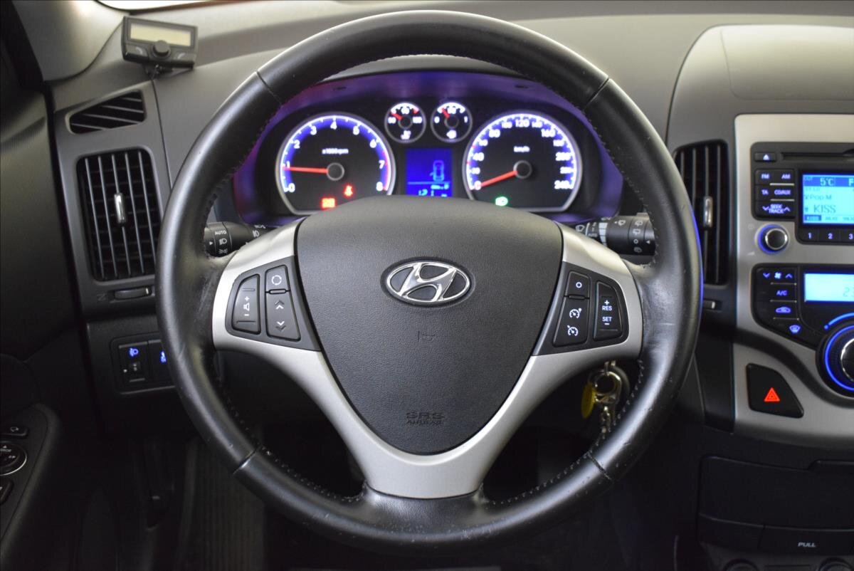 Hyundai i30 Kombi 1,6 l 92 kw