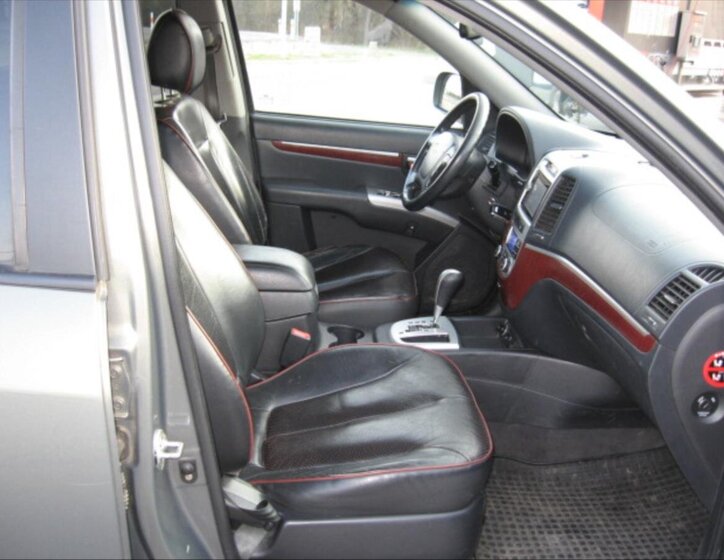 Hyundai Santa Fe MPV 2,2 l 114 kw