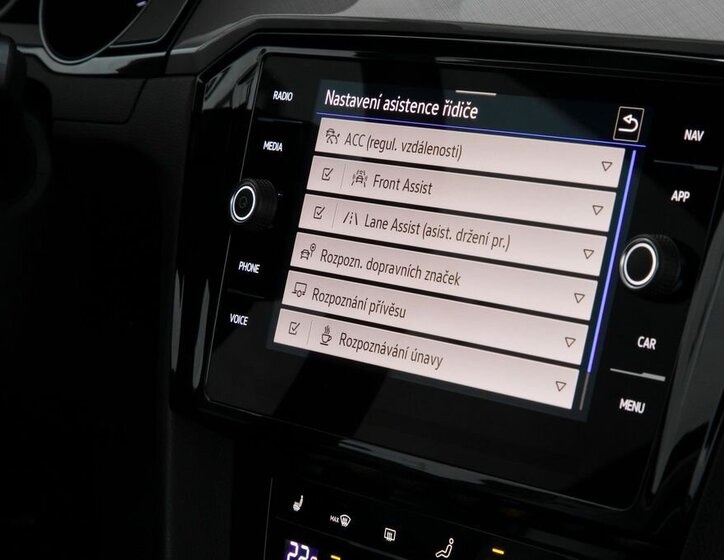 Volkswagen Passat Kombi 2,0 l 110 kw