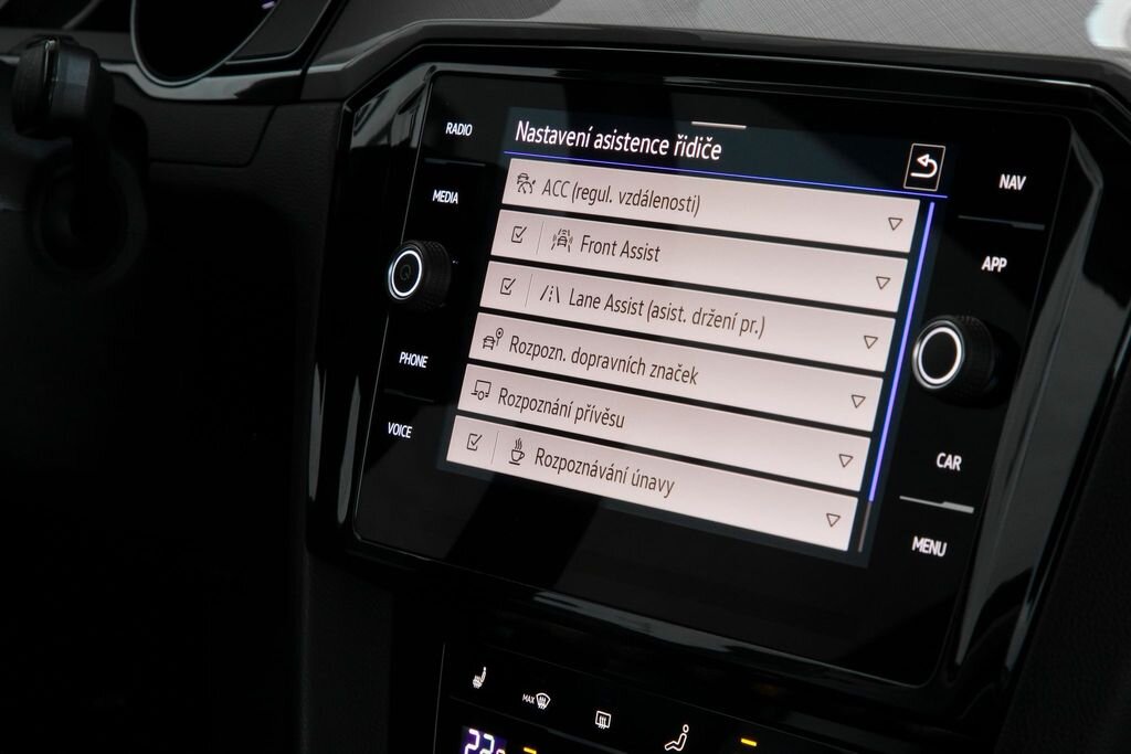 Volkswagen Passat Kombi 2,0 l 110 kw